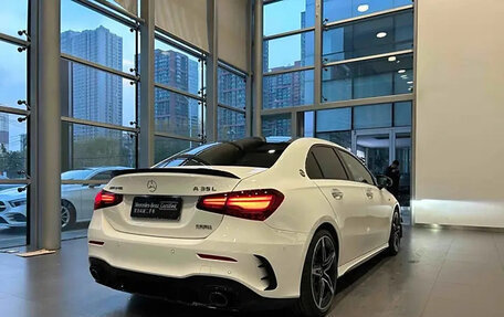 Mercedes-Benz A-Класс, 2021 год, 1 750 000 рублей, 5 фотография