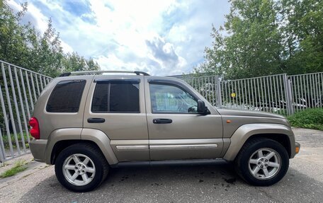 Jeep Cherokee, 2005 год, 650 000 рублей, 5 фотография