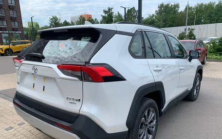 Toyota RAV4, 2025 год, 3 650 000 рублей, 4 фотография