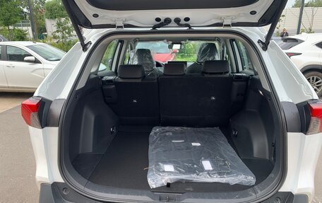 Toyota RAV4, 2025 год, 3 650 000 рублей, 7 фотография