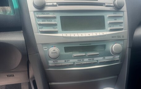 Toyota Camry, 2008 год, 1 250 000 рублей, 16 фотография