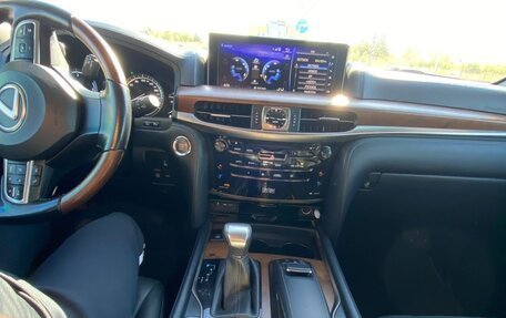 Lexus LX III, 2016 год, 6 300 000 рублей, 18 фотография