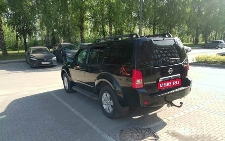 Nissan Pathfinder, 2007 год, 1 350 000 рублей, 13 фотография