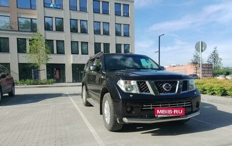 Nissan Pathfinder, 2007 год, 1 350 000 рублей, 17 фотография