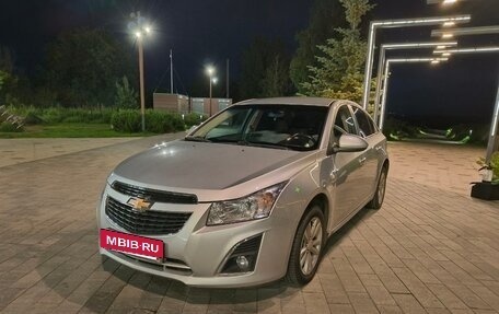 Chevrolet Cruze II, 2013 год, 920 000 рублей, 3 фотография