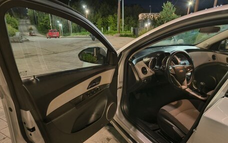 Chevrolet Cruze II, 2013 год, 920 000 рублей, 6 фотография