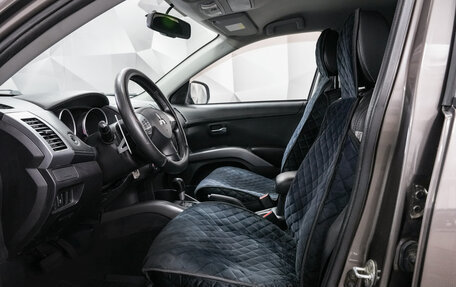 Mitsubishi Outlander III рестайлинг 3, 2012 год, 1 170 000 рублей, 10 фотография