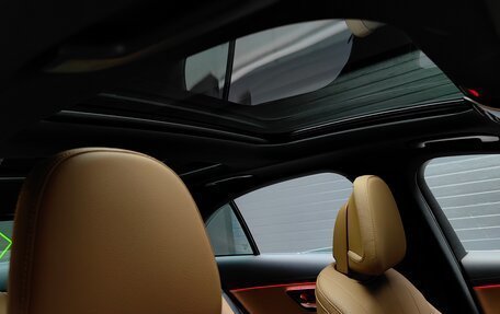 Mercedes-Benz E-Класс, 2024 год, 8 990 000 рублей, 40 фотография
