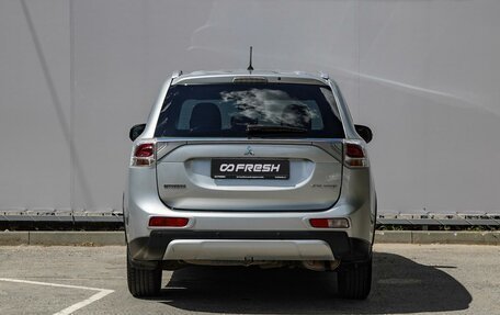Mitsubishi Outlander III рестайлинг 3, 2014 год, 1 500 000 рублей, 4 фотография