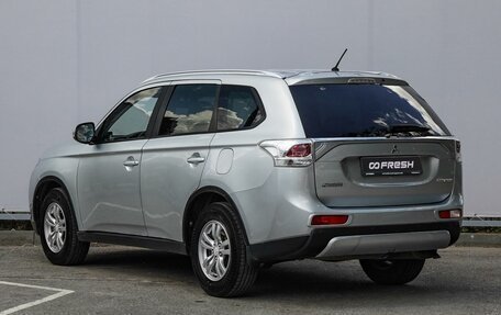 Mitsubishi Outlander III рестайлинг 3, 2014 год, 1 500 000 рублей, 2 фотография