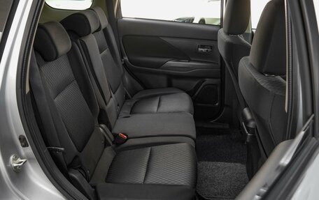 Mitsubishi Outlander III рестайлинг 3, 2014 год, 1 500 000 рублей, 7 фотография