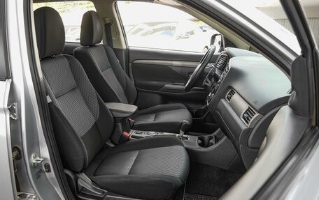 Mitsubishi Outlander III рестайлинг 3, 2014 год, 1 500 000 рублей, 8 фотография