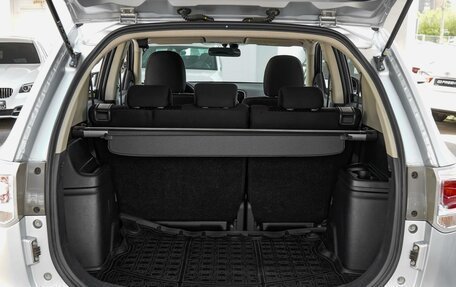 Mitsubishi Outlander III рестайлинг 3, 2014 год, 1 500 000 рублей, 17 фотография