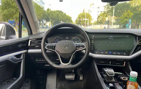 Volkswagen Touareg III, 2021 год, 4 660 000 рублей, 15 фотография