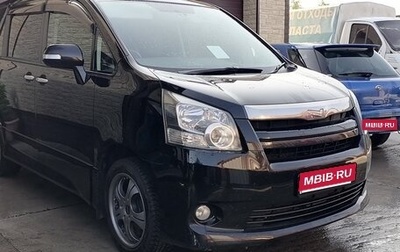 Toyota Noah III, 2007 год, 1 390 000 рублей, 1 фотография