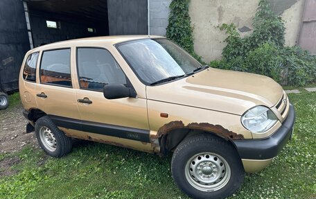 Chevrolet Niva I рестайлинг, 2005 год, 198 000 рублей, 3 фотография