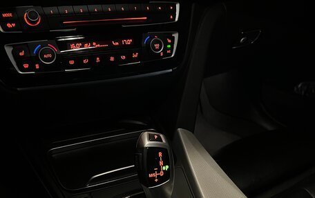 BMW 3 серия, 2018 год, 2 650 000 рублей, 15 фотография