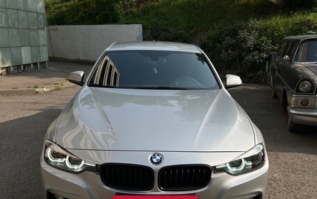 BMW 3 серия, 2018 год, 2 650 000 рублей, 2 фотография