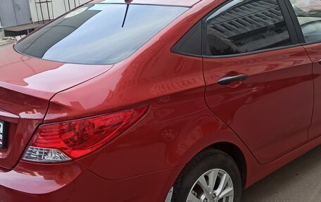 Hyundai Solaris II рестайлинг, 2011 год, 595 000 рублей, 3 фотография