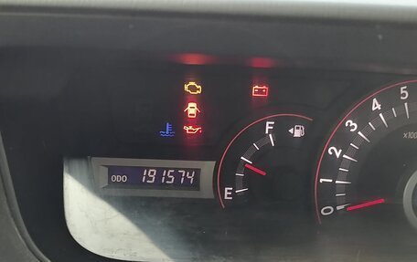 Toyota Noah III, 2007 год, 1 390 000 рублей, 11 фотография