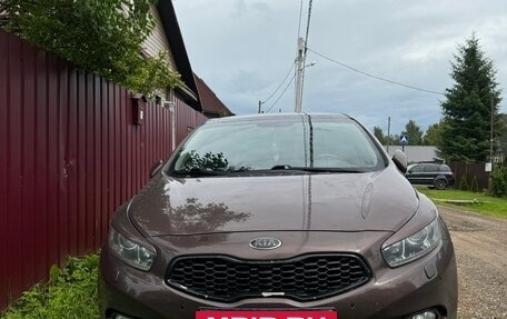 KIA cee'd III, 2013 год, 1 400 000 рублей, 2 фотография