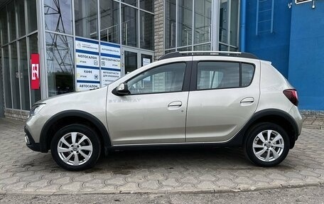 Renault Sandero II рестайлинг, 2019 год, 1 299 000 рублей, 2 фотография