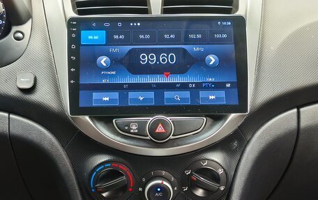 Hyundai Solaris II рестайлинг, 2013 год, 779 000 рублей, 12 фотография