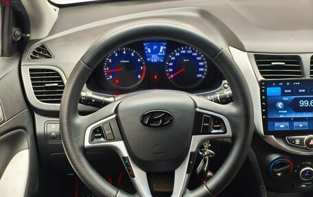 Hyundai Solaris II рестайлинг, 2013 год, 779 000 рублей, 11 фотография