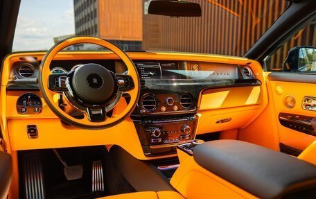 Rolls-Royce Phantom VIII, 2024 год, 98 000 000 рублей, 3 фотография
