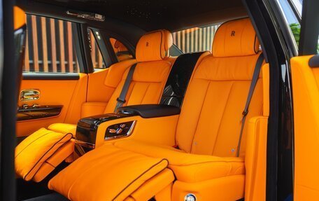 Rolls-Royce Phantom VIII, 2024 год, 98 000 000 рублей, 4 фотография