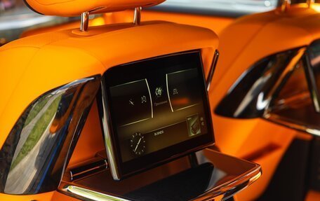Rolls-Royce Phantom VIII, 2024 год, 98 000 000 рублей, 13 фотография