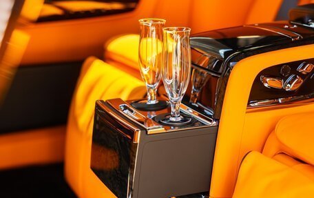 Rolls-Royce Phantom VIII, 2024 год, 98 000 000 рублей, 20 фотография