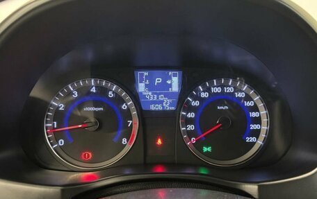 Hyundai Solaris II рестайлинг, 2014 год, 985 000 рублей, 14 фотография