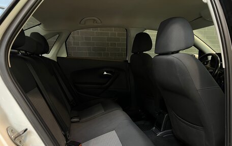 Volkswagen Polo VI (EU Market), 2015 год, 850 000 рублей, 9 фотография