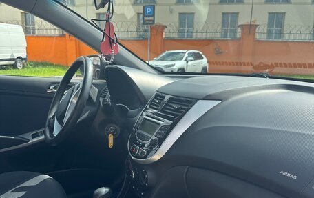Hyundai Solaris II рестайлинг, 2013 год, 810 000 рублей, 7 фотография