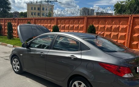 Hyundai Solaris II рестайлинг, 2013 год, 810 000 рублей, 17 фотография