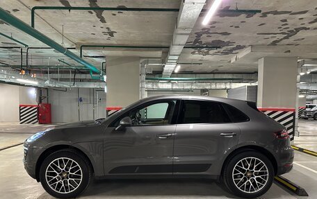 Porsche Macan I рестайлинг, 2017 год, 3 450 000 рублей, 4 фотография