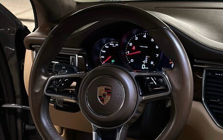 Porsche Macan I рестайлинг, 2017 год, 3 450 000 рублей, 6 фотография