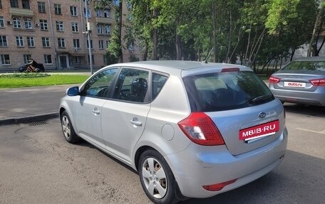 KIA cee'd I рестайлинг, 2010 год, 580 000 рублей, 6 фотография