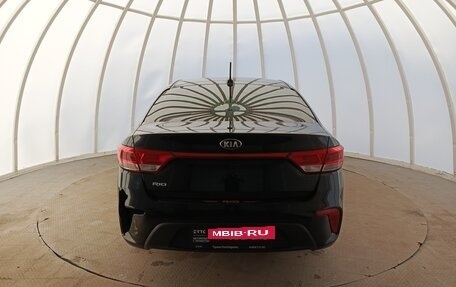 KIA Rio IV, 2019 год, 1 380 000 рублей, 10 фотография