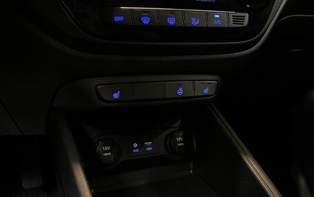 Hyundai Solaris II рестайлинг, 2017 год, 1 260 000 рублей, 14 фотография