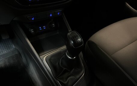 Hyundai Solaris II рестайлинг, 2017 год, 1 260 000 рублей, 15 фотография