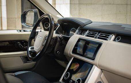 Land Rover Range Rover IV рестайлинг, 2018 год, 6 000 000 рублей, 36 фотография