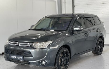Mitsubishi Outlander III рестайлинг 3, 2014 год, 1 549 000 рублей, 3 фотография