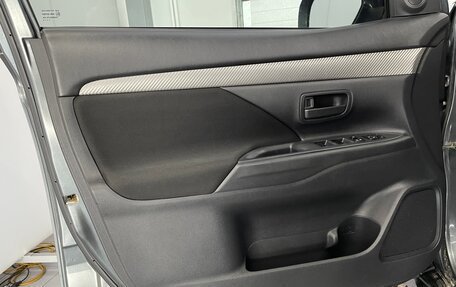 Mitsubishi Outlander III рестайлинг 3, 2014 год, 1 549 000 рублей, 18 фотография