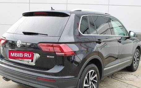 Volkswagen Tiguan II, 2018 год, 2 279 000 рублей, 6 фотография