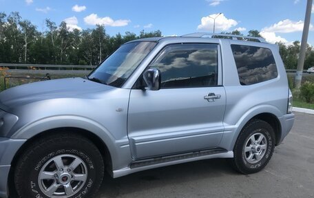 Mitsubishi Pajero III рестайлинг, 2005 год, 1 550 000 рублей, 4 фотография