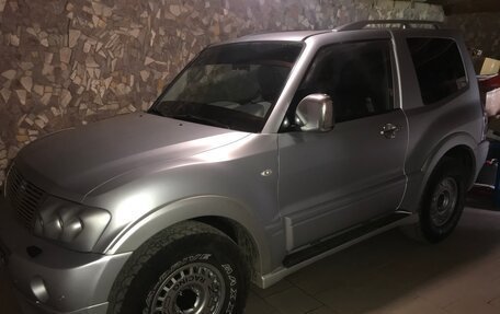 Mitsubishi Pajero III рестайлинг, 2005 год, 1 550 000 рублей, 5 фотография