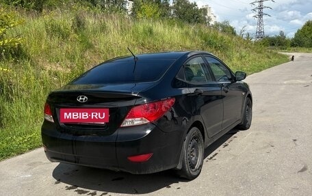 Hyundai Solaris II рестайлинг, 2012 год, 415 000 рублей, 4 фотография