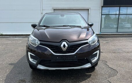 Renault Kaptur I рестайлинг, 2017 год, 1 449 000 рублей, 2 фотография
